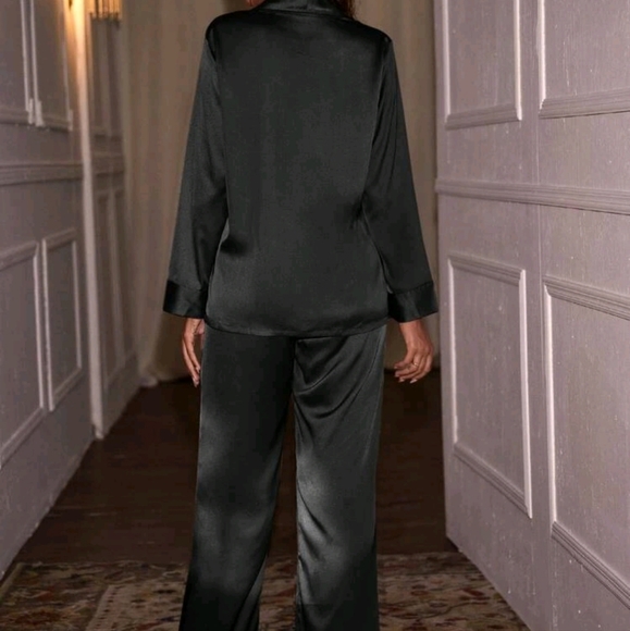 Shawl Collar Satin Night Set pyjamas - Picture 4 of 5